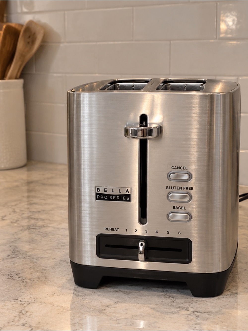 (Bella) Pro Series 2-Slot Toaster in Brushed Silver Finish